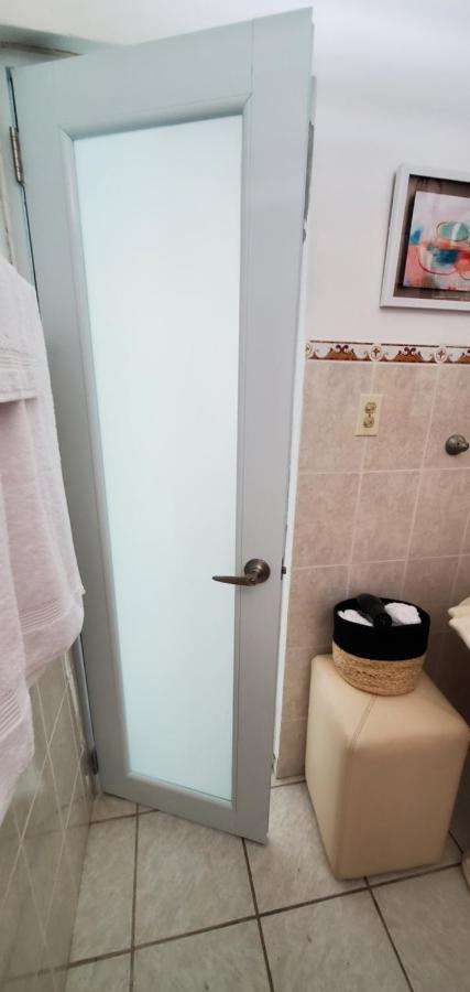 Cozy Cute Home 2Nd Floor Pay At The Property And We Have Many Method Of Payments Just Ask Us Fajardo Eksteriør billede