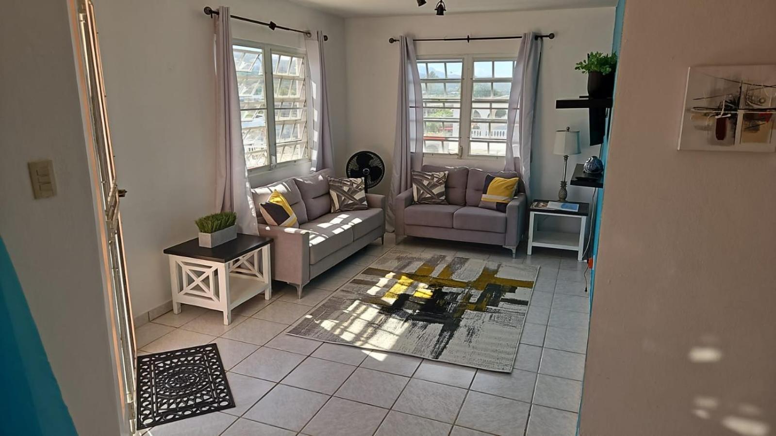 Cozy Cute Home 2Nd Floor Pay At The Property And We Have Many Method Of Payments Just Ask Us Fajardo Eksteriør billede
